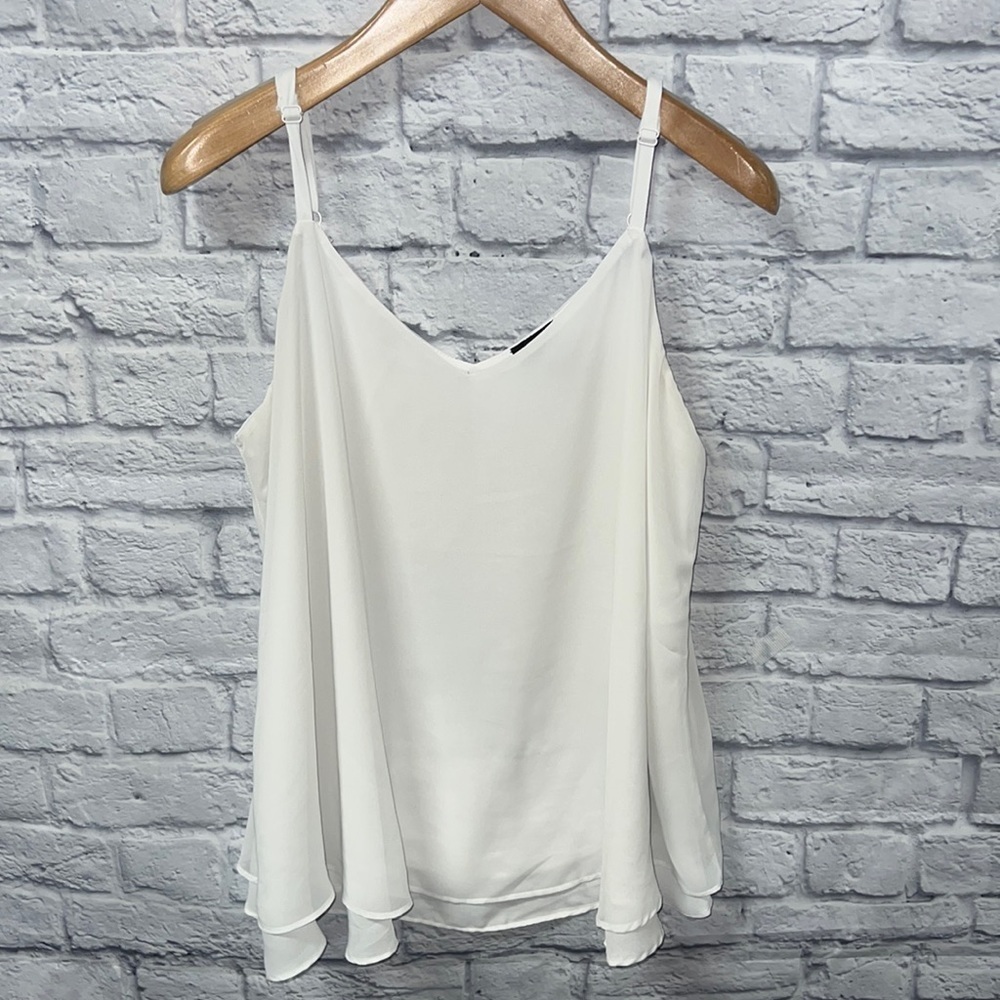 Torrid White V-neck Spaghetti Strap Flowy Double Layer Camisole Women's 1